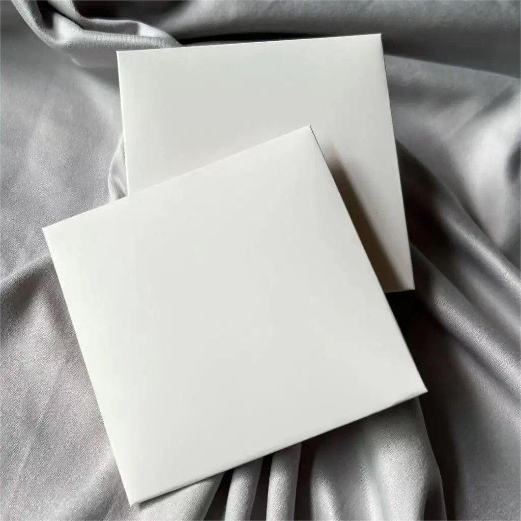 100PCS/lot 8*8cm Silver Jewelry Polishing Cleaning Cloths With Simple White Envelopes Paper Case Box Packaging Custom Logo