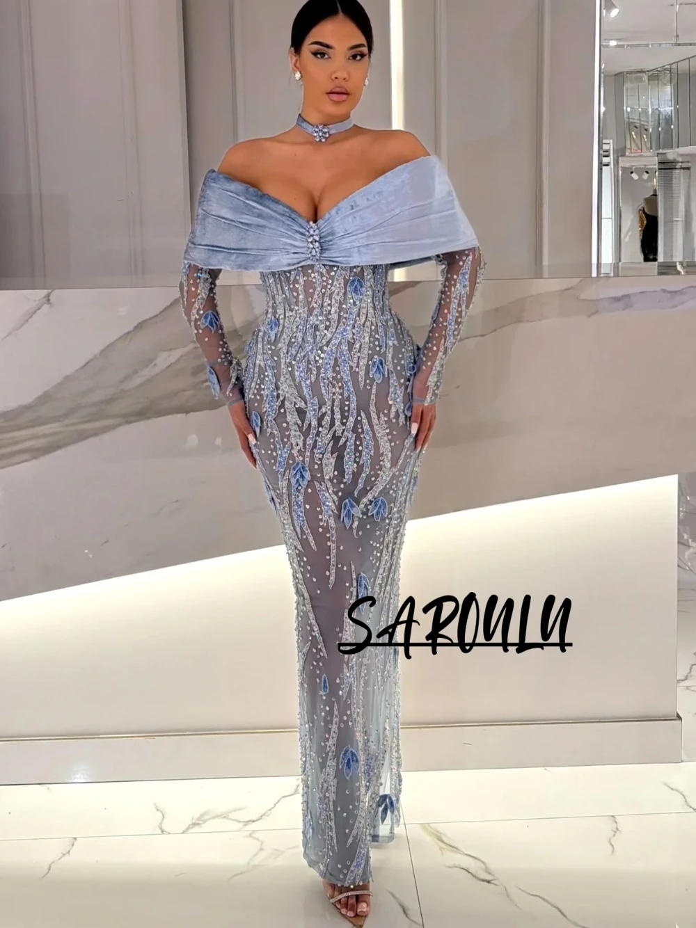 

2026 Blue Off Shoulder Long Sleeve Evening Gown Velvet Crystal Embellished Leaf Applique Sexy Floor-Length Formal Prom Dress