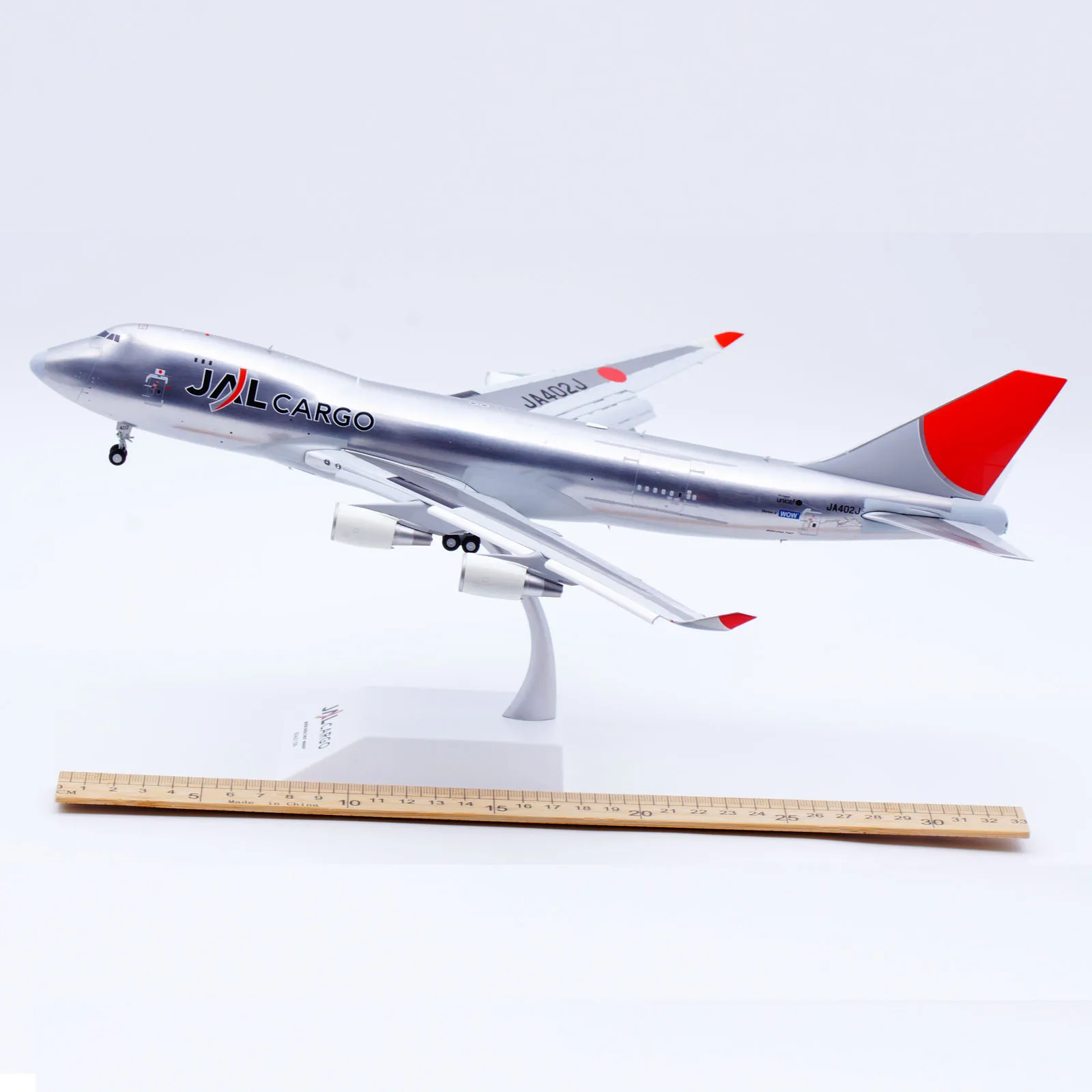 XX20083A Alloy Collectible Plane Gift JC Wings 1:200 JAL Cargo Polished Boeing B747-400 Diecast Aircraft Model JA402J Flaps Down