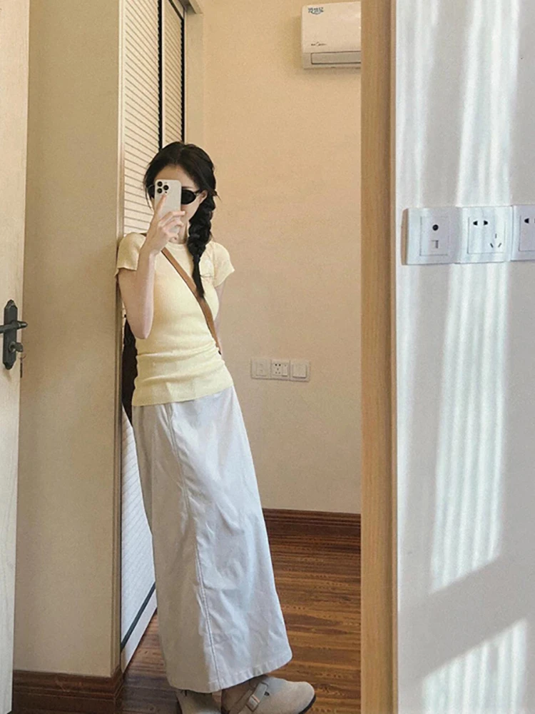 

Yellow Short Knitted Slim Fit Short Sleeve T-Shirt Women's Summer American Retro A-Line Slit Workwear Skirt Two-Piece Set
