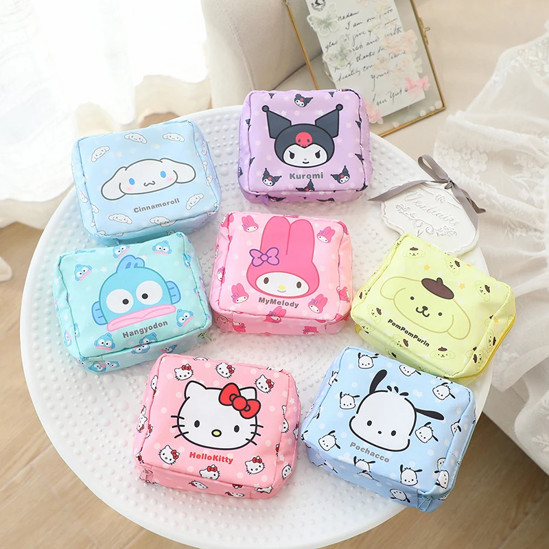 1 buah Sanrio Hello Kitty Kuromi tas menstruasi Cinnamoroll lucu hati Girly portabel kapasitas tinggi tas penyimpanan serbet sanitasi