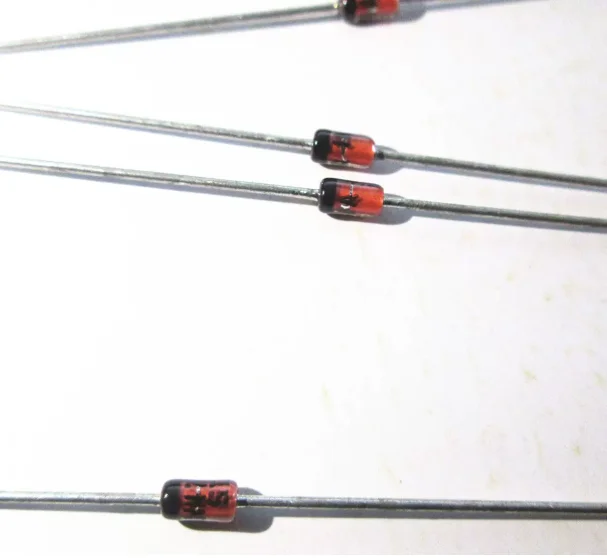 Direct-inserting voltage stabilizing diode 1N4751 IN4751 1W 30V DO-41 Voltage stabilizing diode