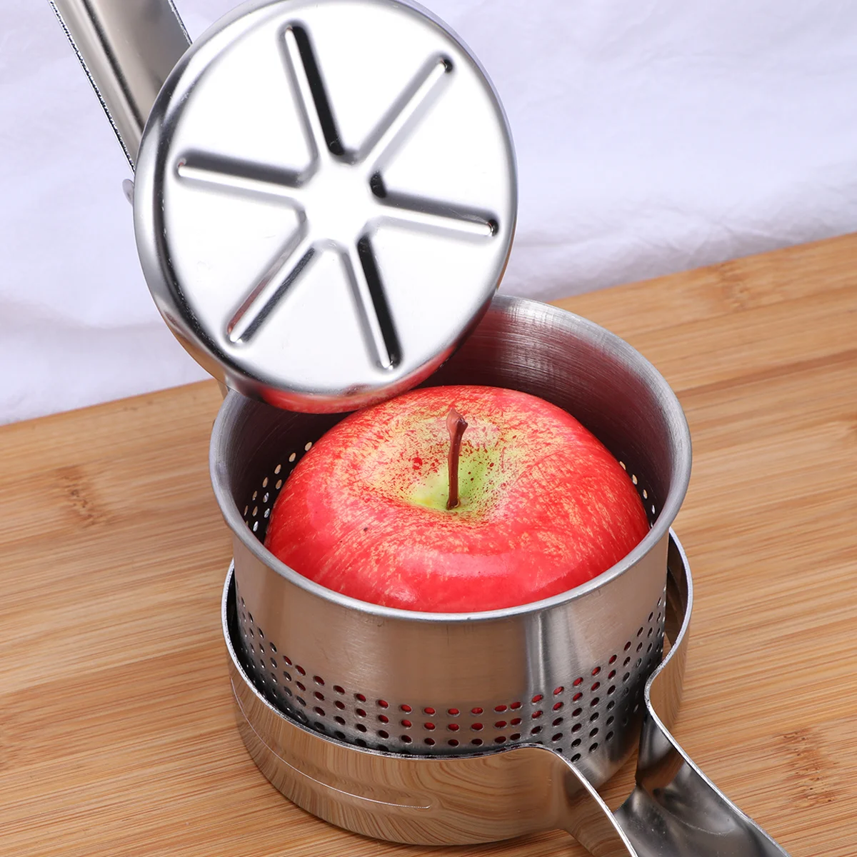 

Stainless Steel Potato Ricer Fruit Masher Food Presser Easy Grip Handle Operation Perfect for Puree and