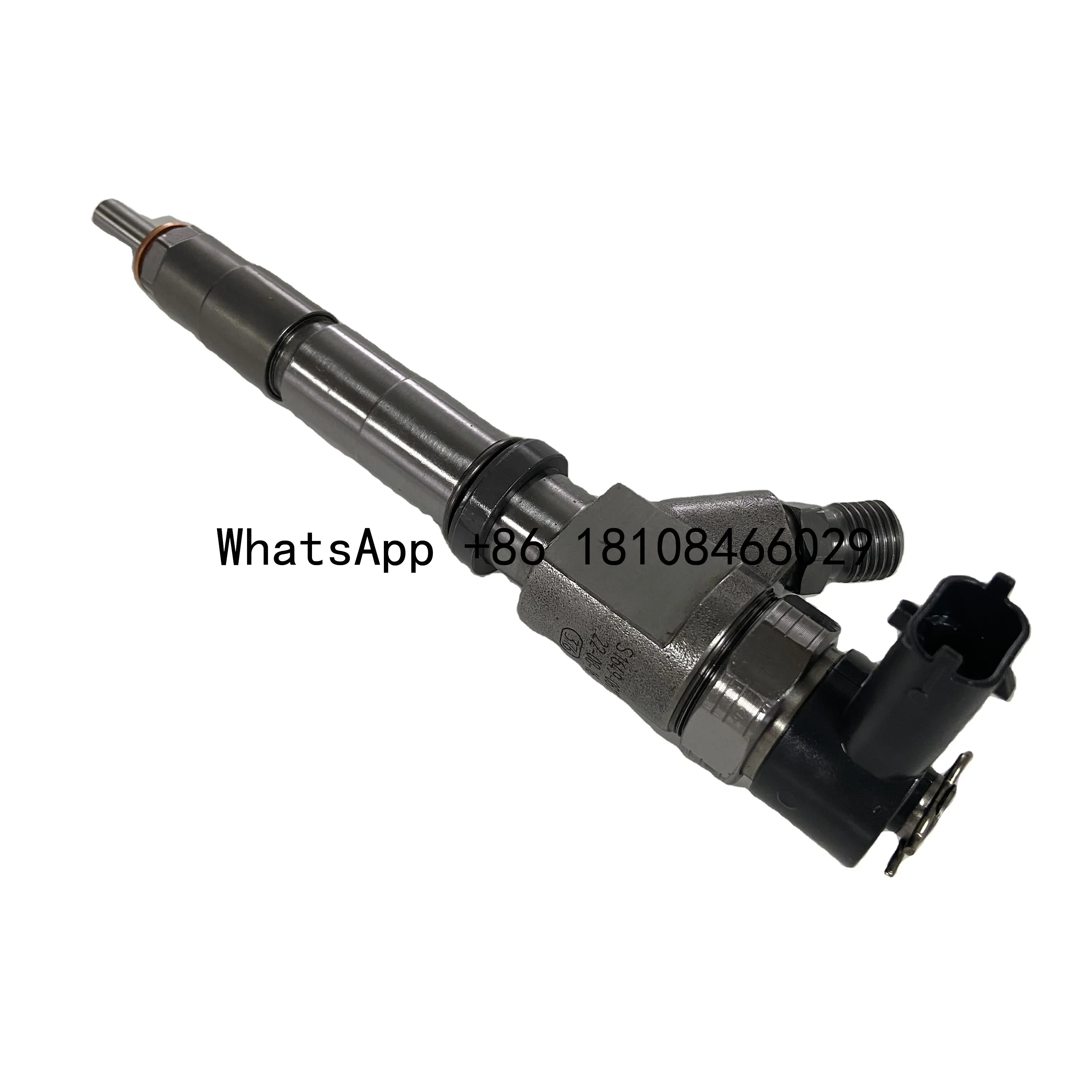 High quality SK135 D04FR engine injector 0445120126 injection valve accessories