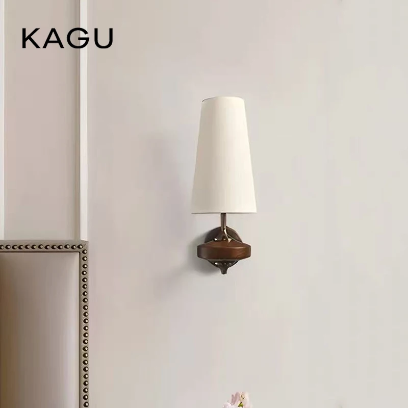 

KAGU French Vintage Solid Wood Wall Lamp Retro Sconce For Bedroom Living Room Warm Rustic Home Lighting Bedside Fixture