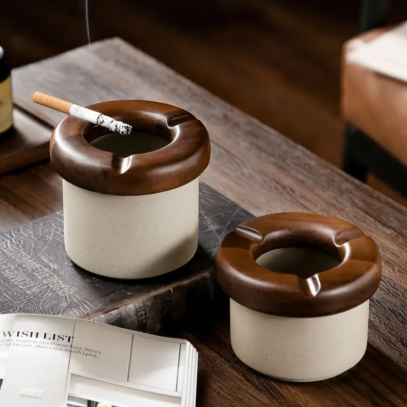 

European-style Ceramic Ashtray with A Vintage Wooden Design Anti-ash for Office Use Living Room Decoration Gifts for Boyfriend