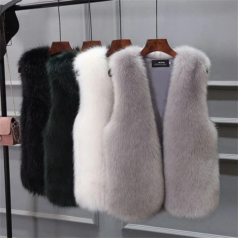 Female Fox Fur Vests Coat Winter Warm Waistcoat Fur Vest Jacket Sleeveless Coat Imitatio Fur Fur Outerwear Gilet 2024 New Winter