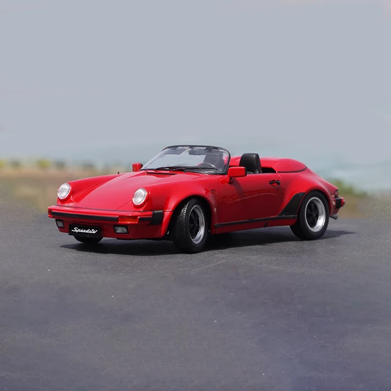 

KK Diecast 1:18 Scale 911 3.2 SPEEDSTER 1989 Alloy Classic Car Model Finished Product Simulation Toy Static Model Ornament