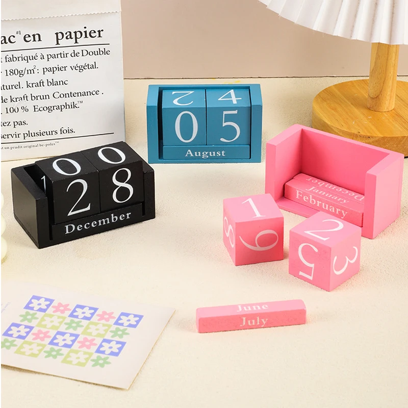 

2025 Solid Wood Creative Manual Assembly Log Block Desk Calendar Photography Calendar Decorative Display Date Display Stand