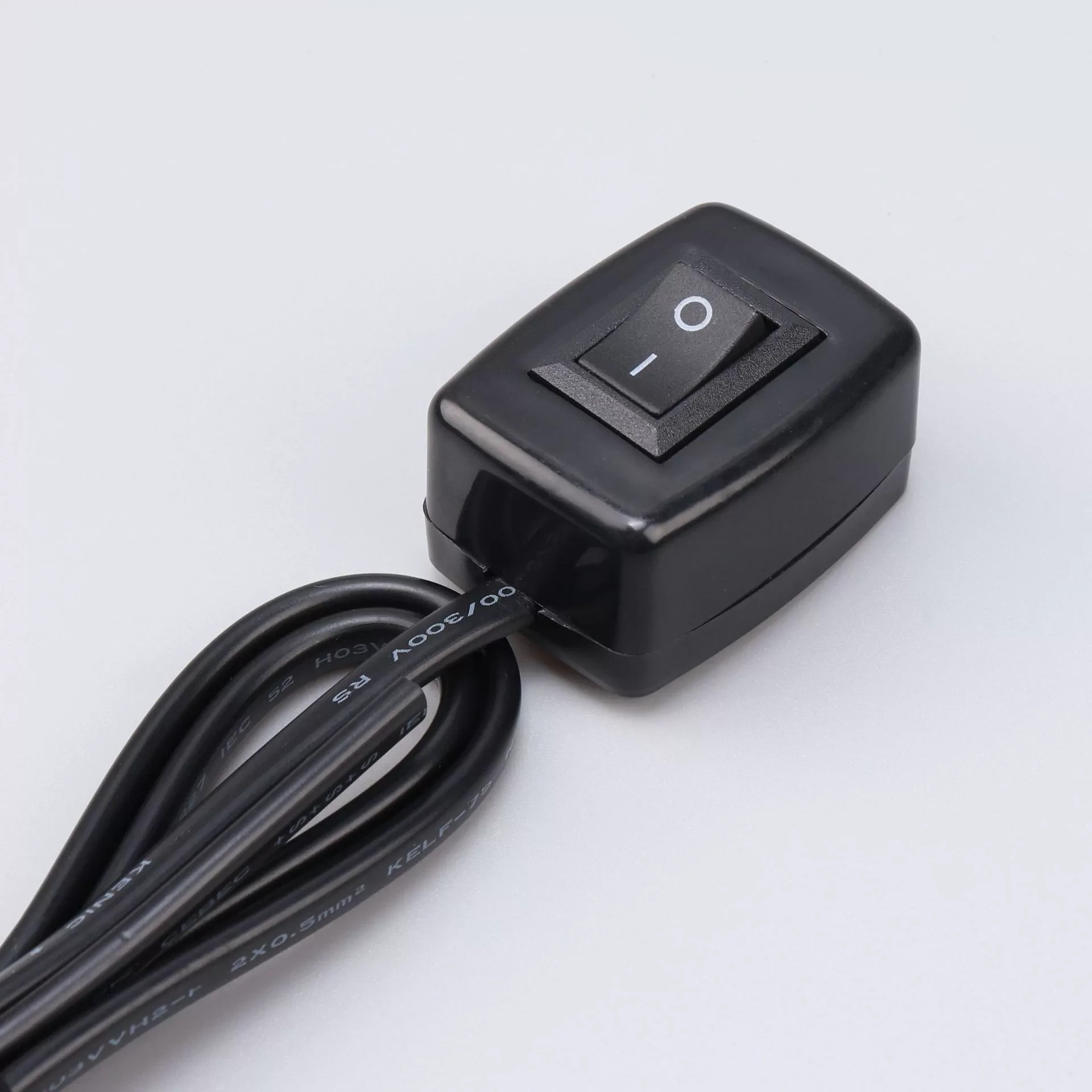 12V 24V LED Car Modification Switch DIY Small Button Self-Locking with Wire Decorative Lamp Horn for Vehicle Modification
