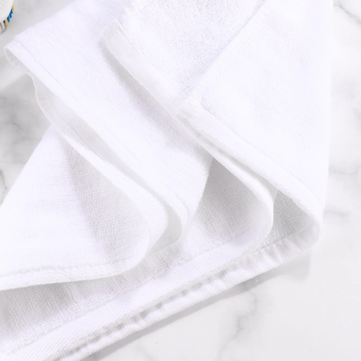

2Pcs Sports Cotton H Towels Sports Towel Washcloths Face Barber Bathroom Kitchen Soft Absorbent EcoFriendly White