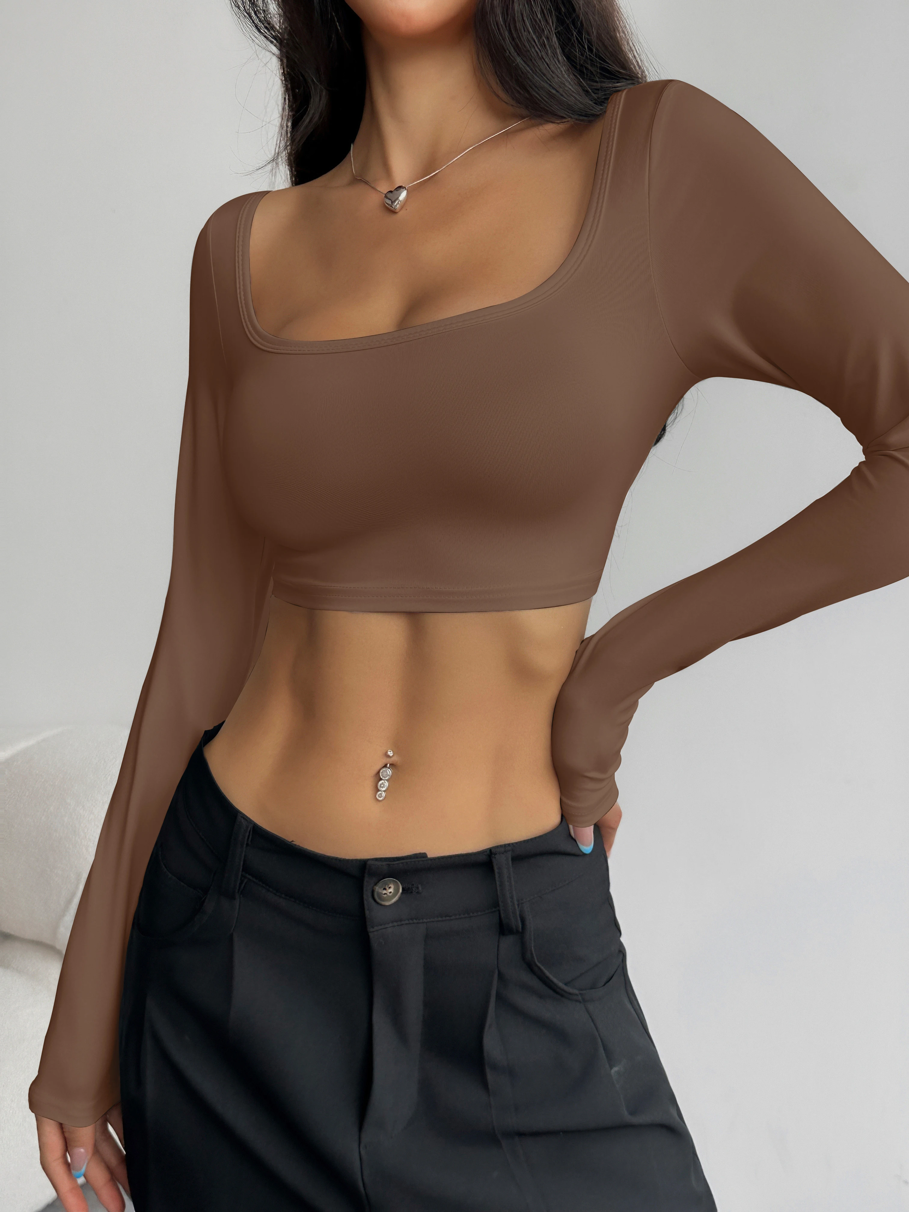 Damen-Crop-Top mit eckigem Ausschnitt und langen Ärmeln, figurbetontes Oberteil, das die Schlüsselbeine betont, heiß begehrter kurzer Bodysuit für vielseitiges Layering – Detail 14