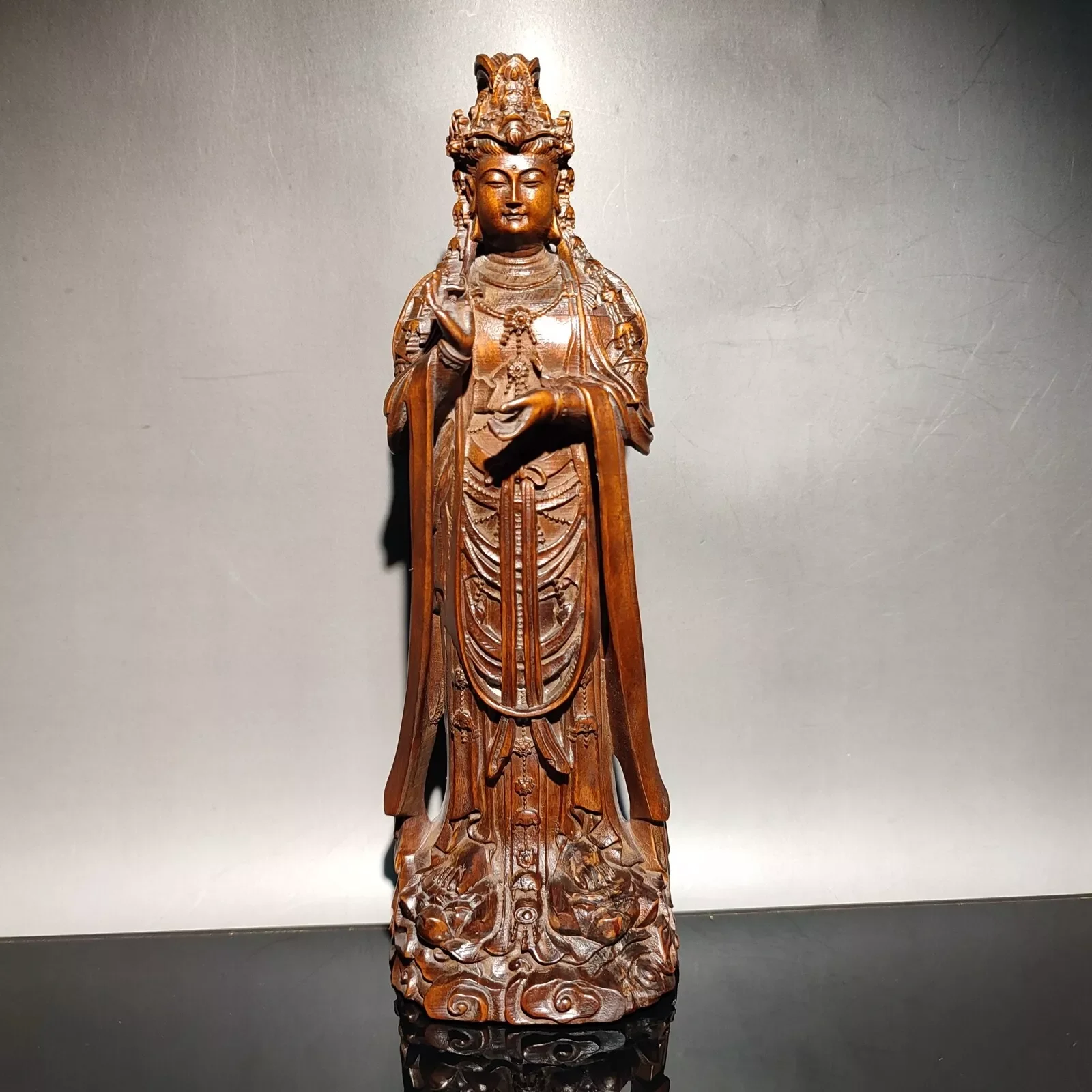 vintage chinese antique wooden carving Kwan-yin figure GuanYin wood buddha decor