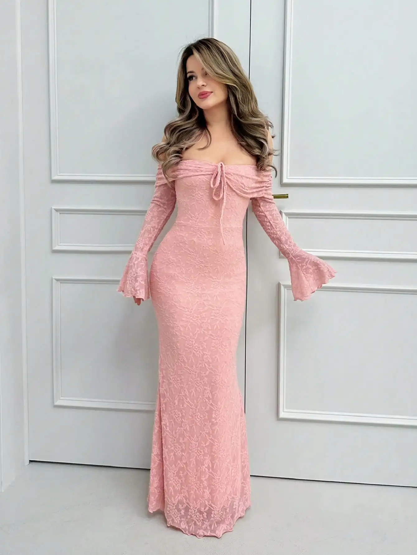 

Pink Lace Off-Shoulder Long Sleeve Bodycon Dress with Front Tie