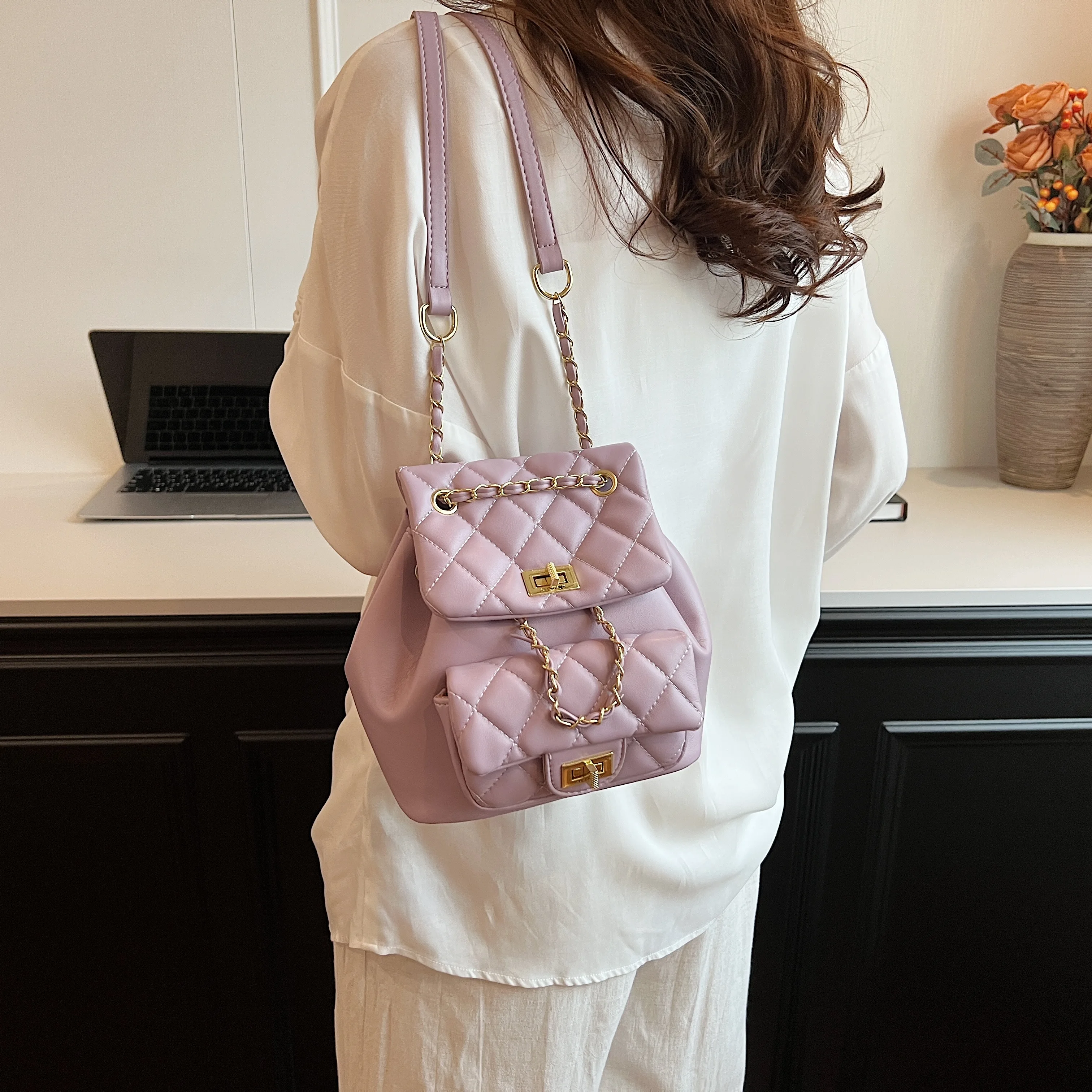 Simple Retro High Quality Embroidered Thread Diamond Grid Handhold Shoulder Backpack Chain Bag сумка рюкзак mochila para mujeres