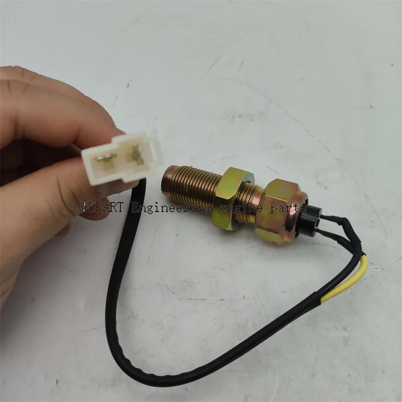 

4938613 Speed sensor for Cummins 4BT 6BT engine