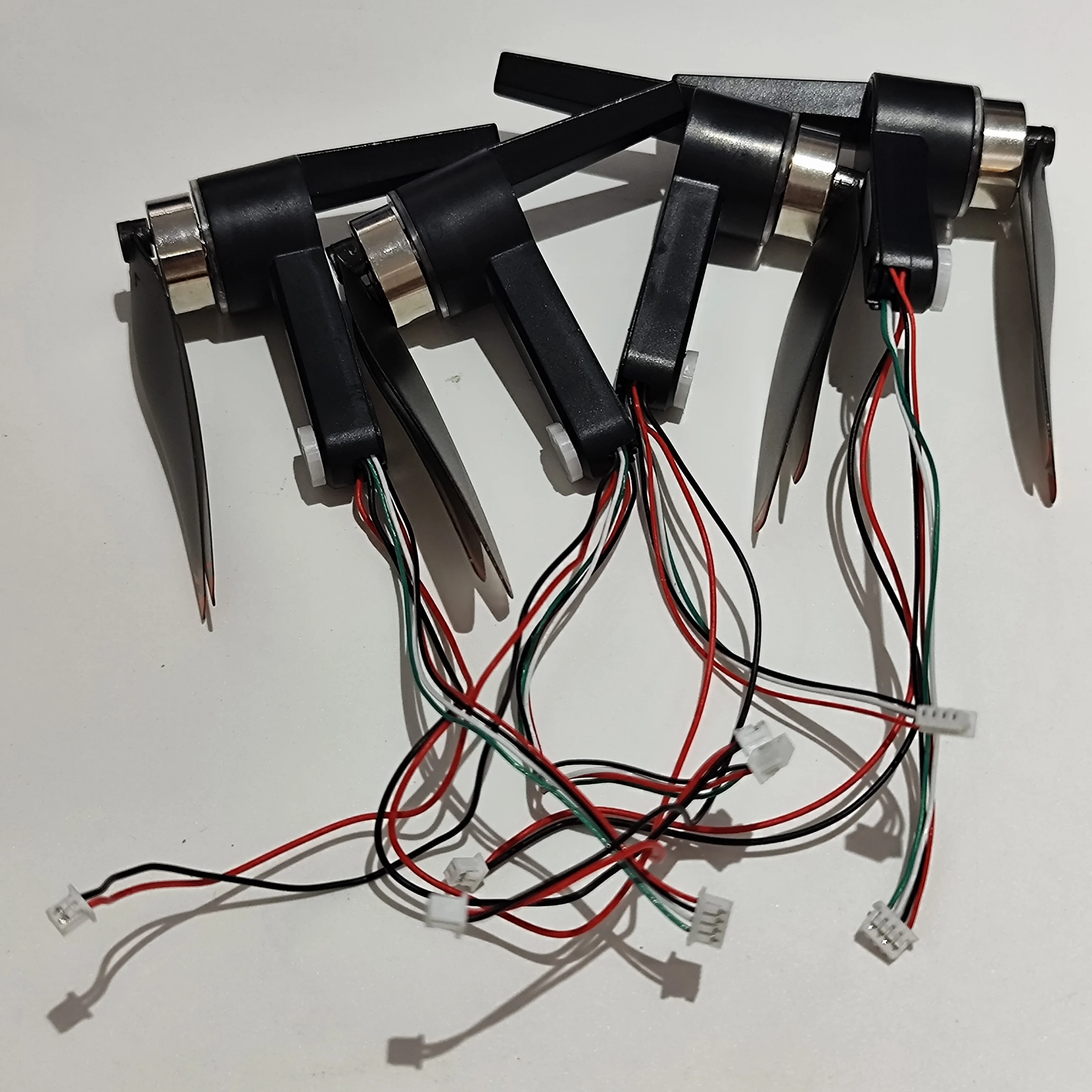 

Оригинальные запасные части для дрона M6, бесщеточный двигатель, 4 шт., с лопастным пропеллером, крылья из кленового листа, аксессуары для вентиляторов