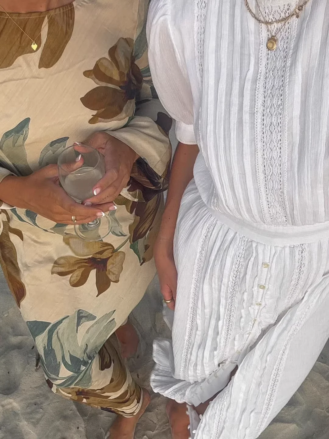 レトロ花柄プリント レディース マキシ丈ワンピース 2025年新作 Vネック 長袖 ヴィンテージ スリム ローブ