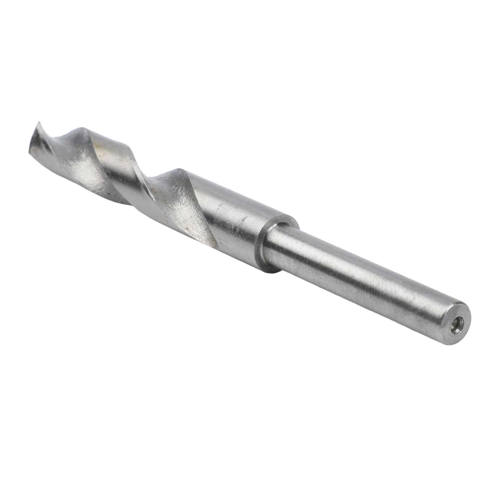 Reduced Shank Drill Bit HSS 14 32mm Diameter Round Shank Designed for Right Hand Cut with Efficient Chip Evacuation