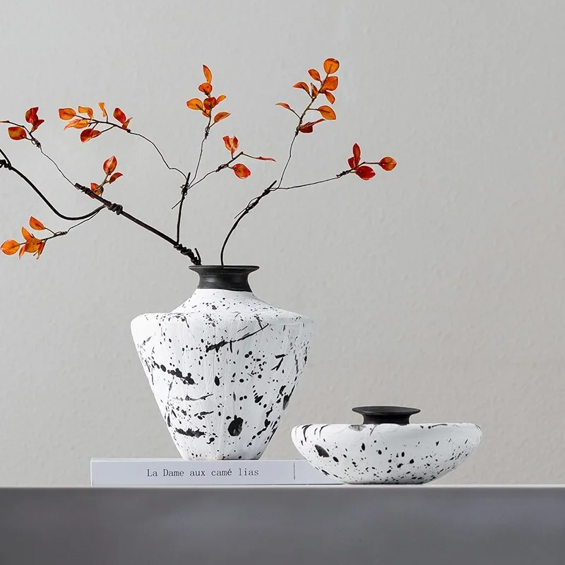 

Retro Handmade Ceramic Special-shaped Flower Vase Vase B&B Hotel High-end Ornaments Room Decoration Accessories Ваза