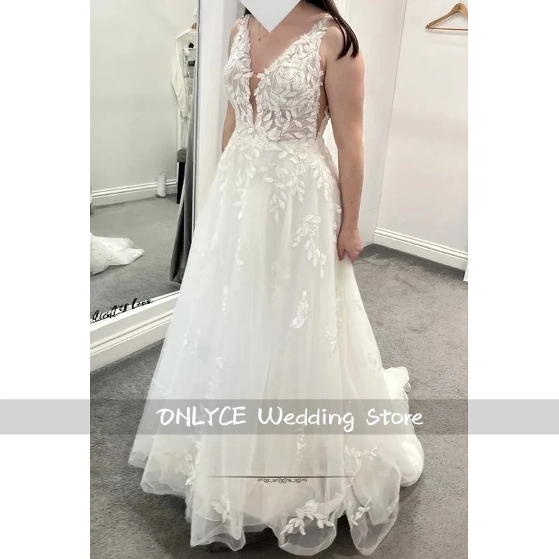 Fashion Aline Wedding Dresses V-neck Custom-Made Court Train Appliques Sleeveless Robe De Mariée Engagement Plus Size