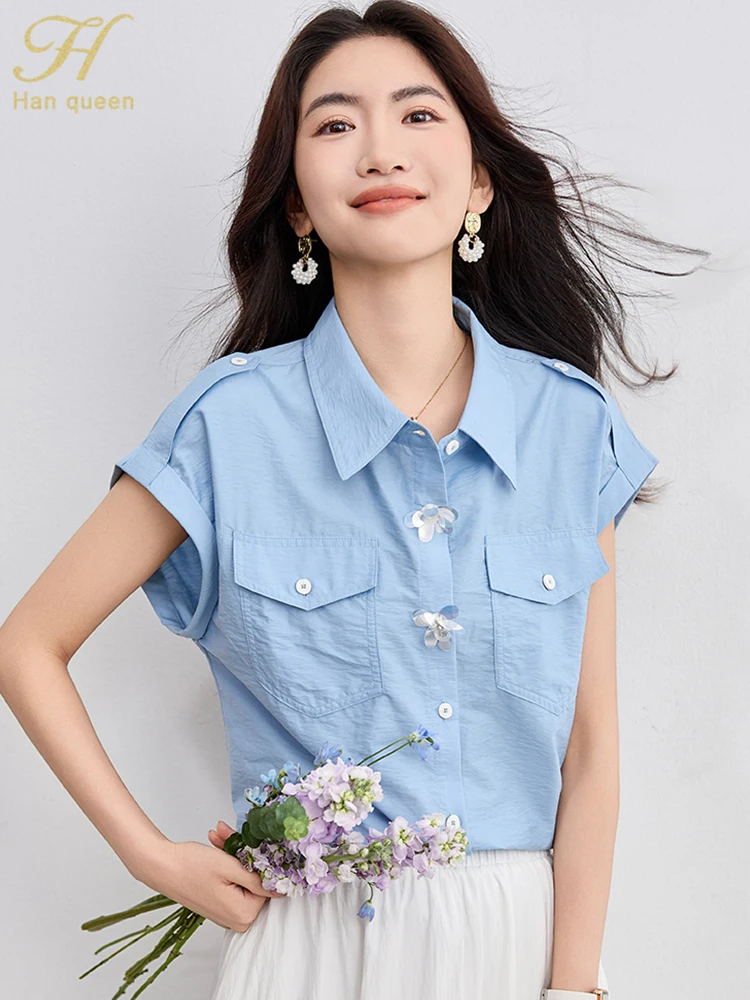 

H Han Queen 2025 Summer Women Shirts And Blouses Simple Short Sleeve Casual Top Pocket Three Dimensional Flowers Female Clothing