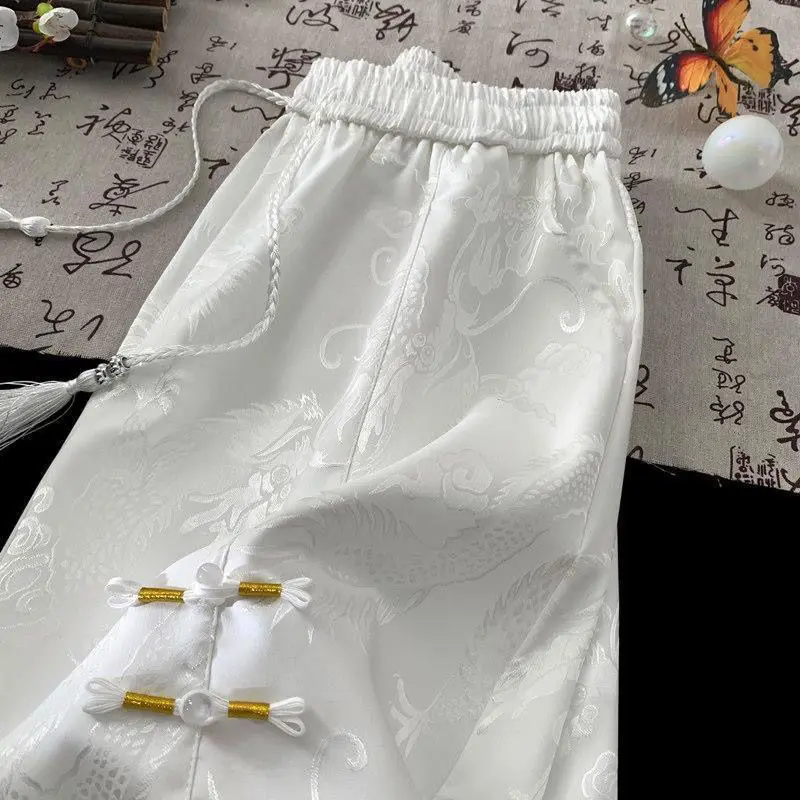 

Белые мужские шорты с вышитым драконом, новые летние модные непринужденные пятиминутные брюки в национальном стиле