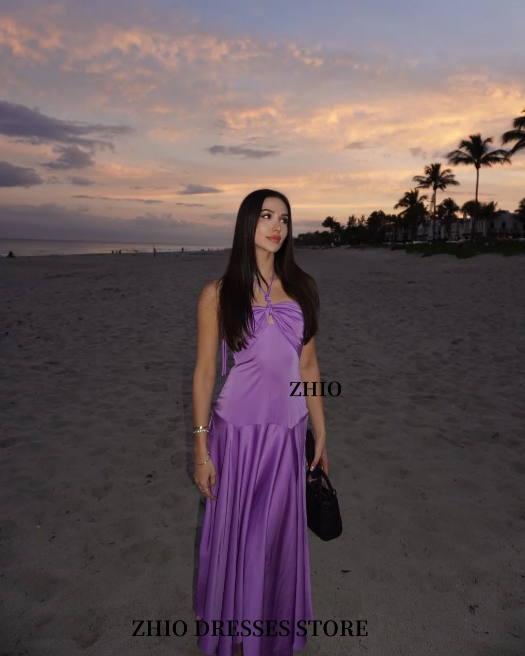 ZHIO セレブロングラベンダー休暇イブニングドレスサテン A ライン恋人プリーツフロアレングスセクシーなバックウエディングドレスカスタマイズ