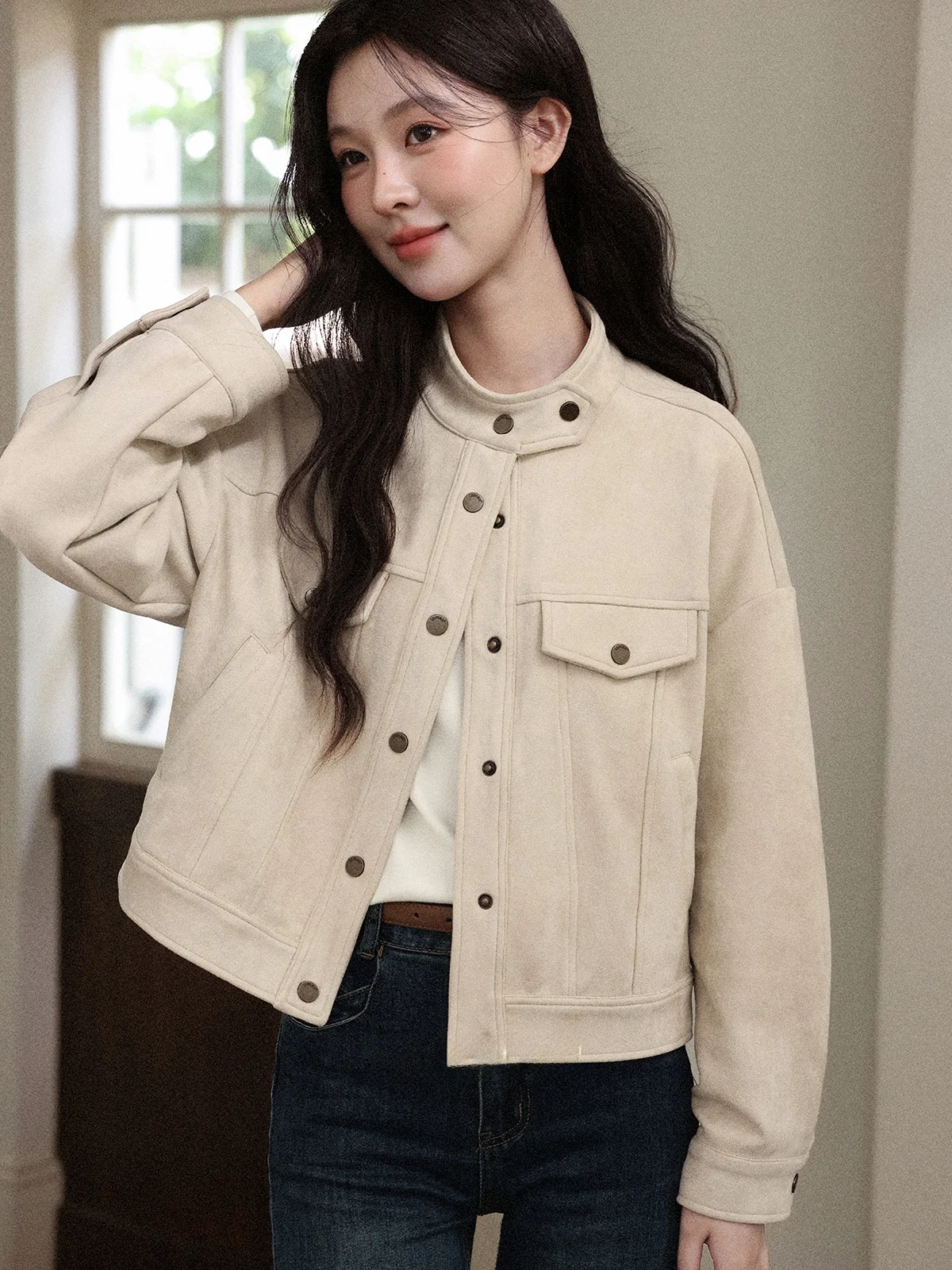 Chaqueta de Trabajo con Efecto Adelgazante y Cuello Alto en Beige para Mujer, Diseño Deer South, Colección Sensation Otoño