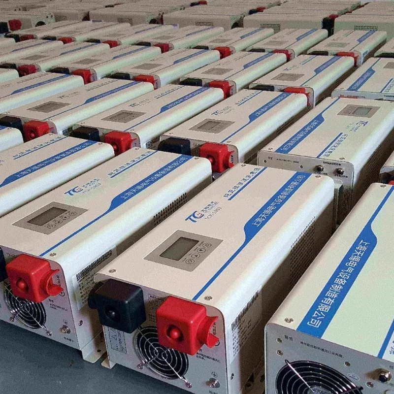 Suitable for pure sine wave 6kW DC24V48V to AC220V inverter car emergency power supply