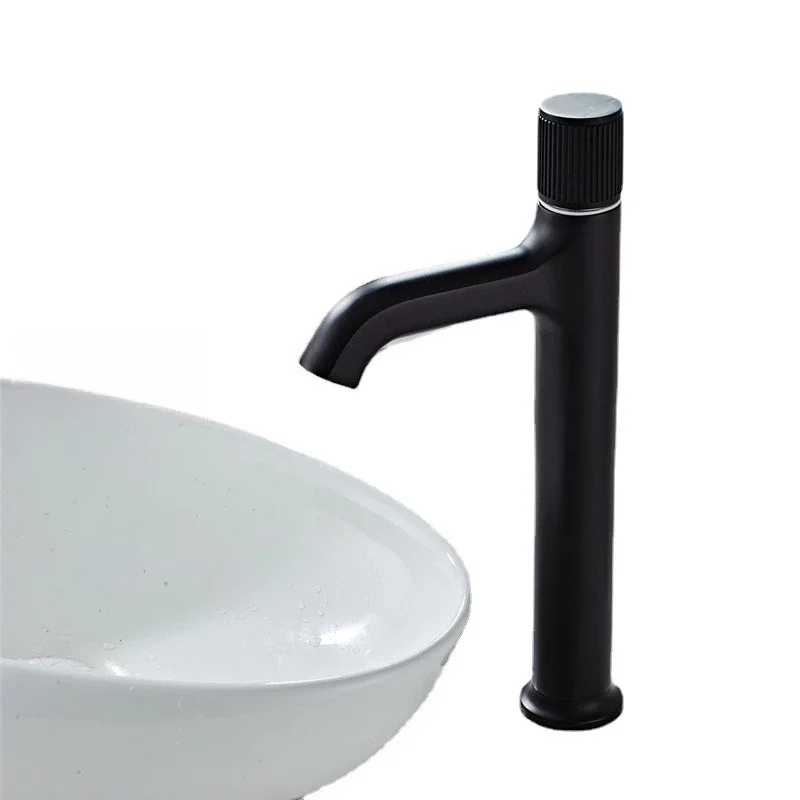 

Новый полностью медный черно-белый золотой настольный смеситель для раковины, горячая и холодная вода, сидящий смеситель для раковины с одним отверстием для ванной комнаты