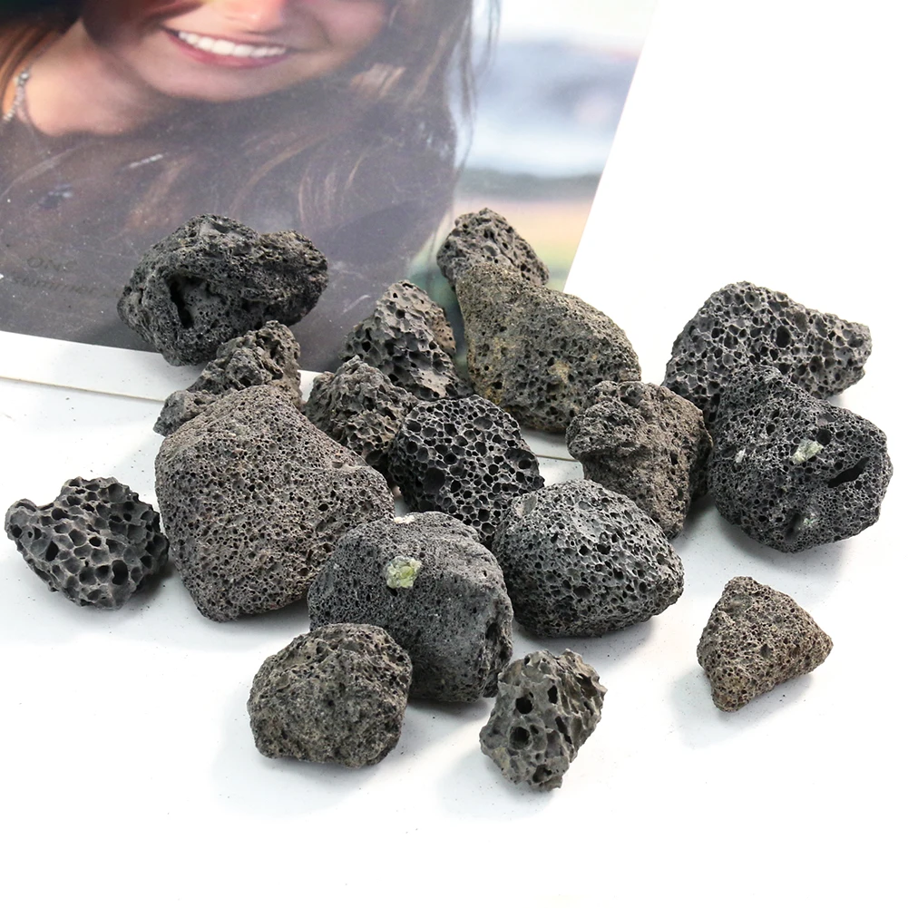 Muy Bien-Natural Volcanic Stone Rough Mineral Specimen Irregular Shape Fish Tank Filter Material Gardening Bonsai Decor 100g