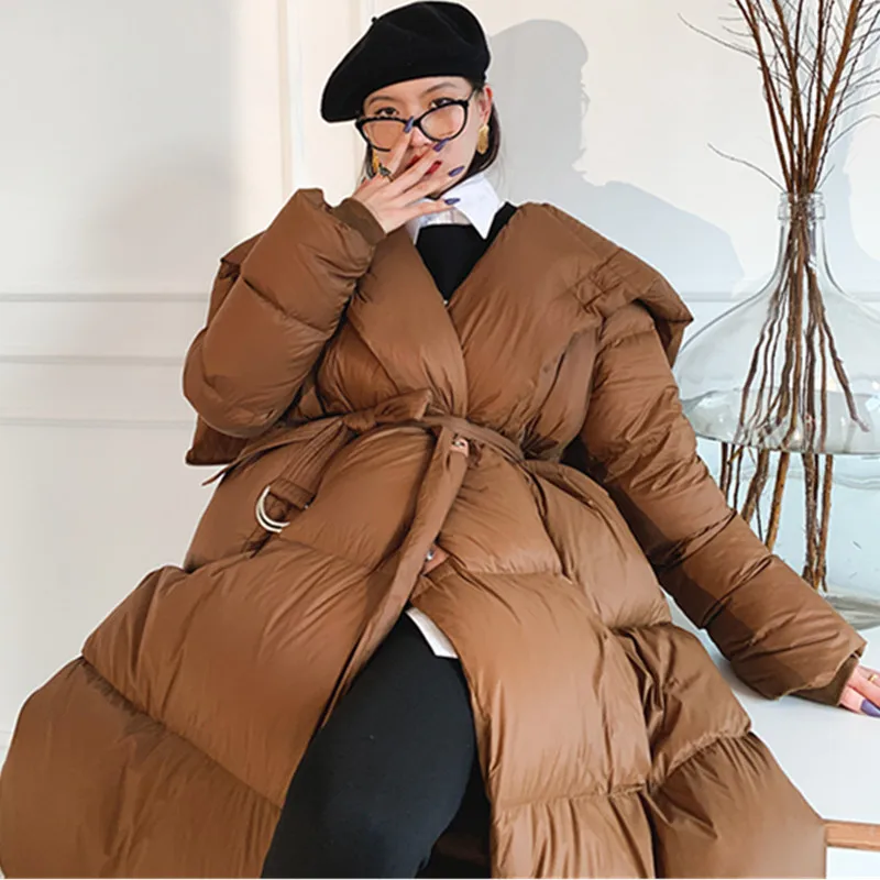 High end Ultra long White goose down Jacket For women Winter 2025 New Fashion Down Coat Female Thicken Parka Overcoat with belt
