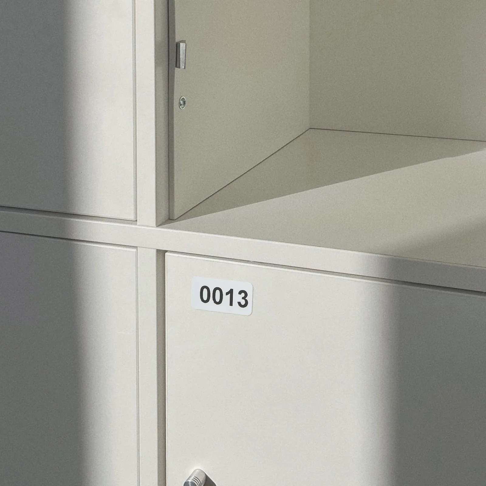 

Numbered Stickers Roll Portable Removable PVC Labels for School Office Home Storage Organizing Inventory Tracking Small Number