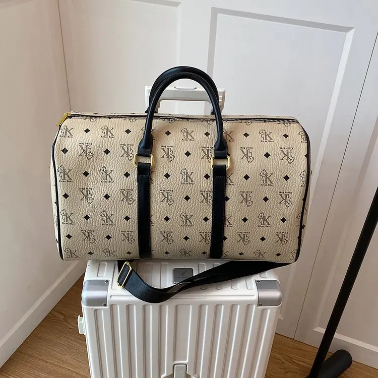 

Textured Square Purse, Chunky Gold Chain, Top Handle & Crossbody, Structured Build, Everyday Luxe, New 2026 Arrival