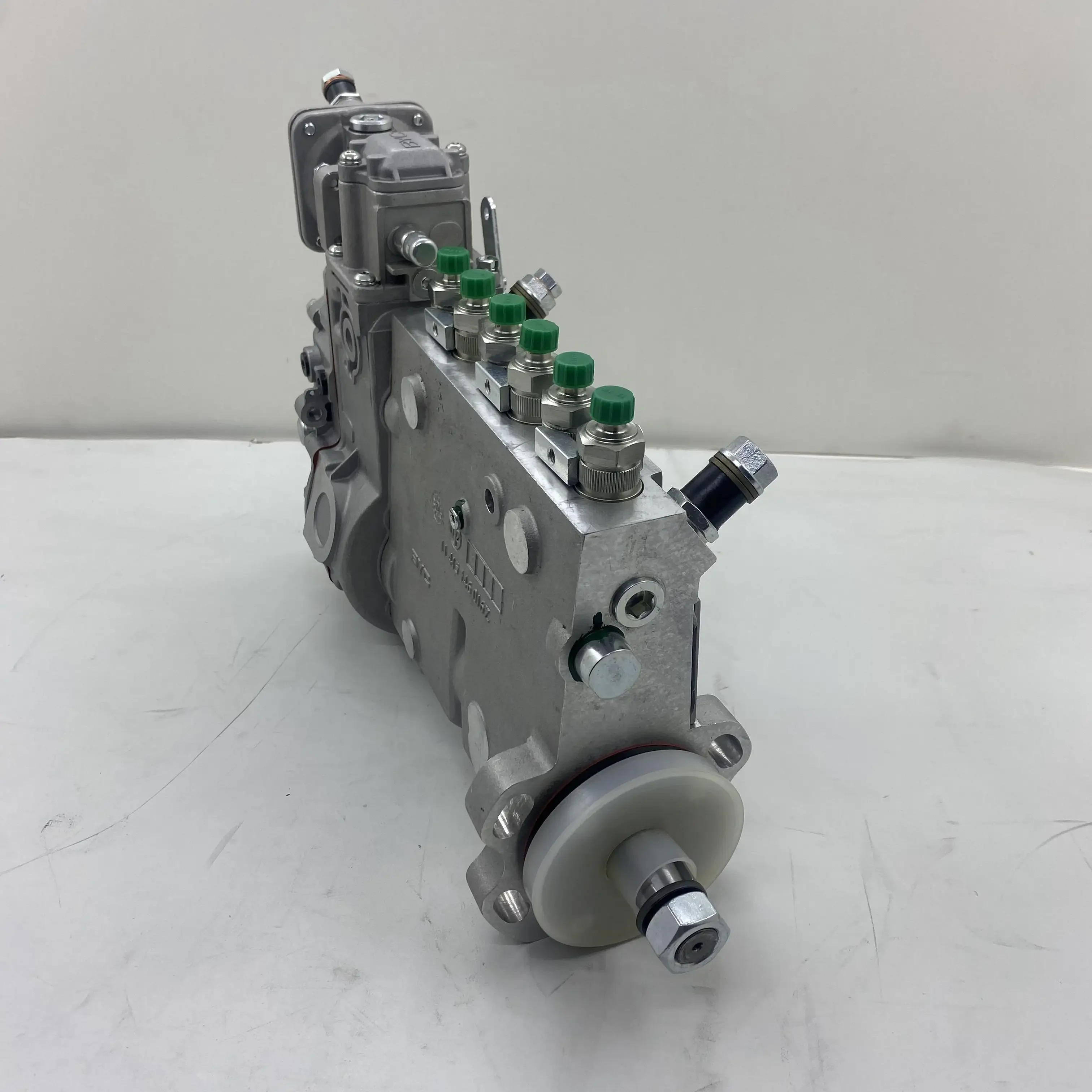 بيع مضخة حقن الوقود Wellcummins 3960418 3960698 3960699 الكمون 6BTA5.9-180 6BT أجزاء محرك الديزل