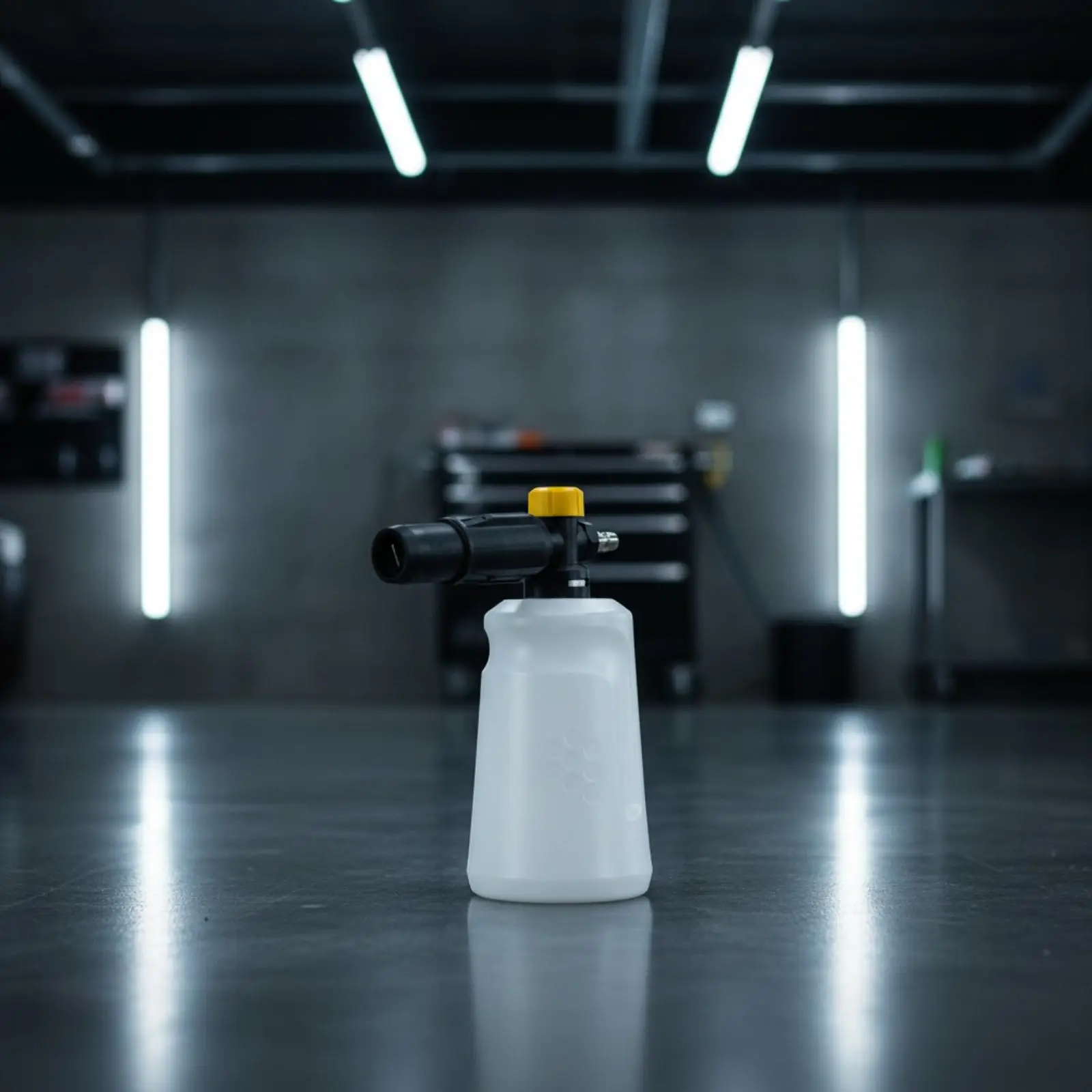 Foam Blaster Sprayer for Car Exterior with 1/4 Metal Coupling and Adjustable Nozzle for Pressure Washer