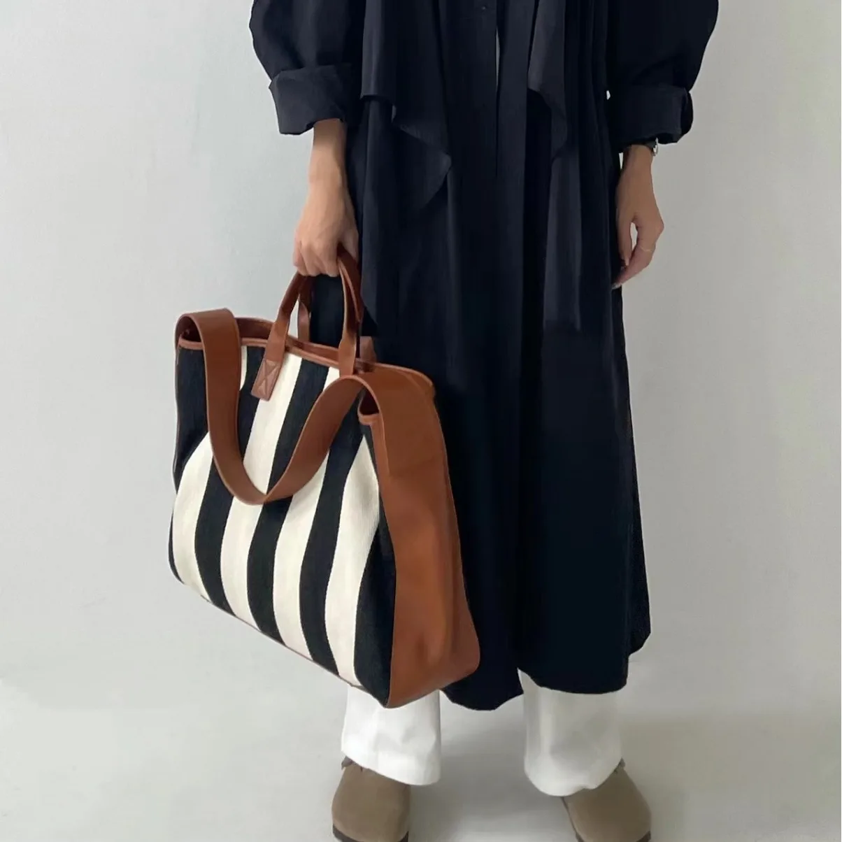 2024 Top Layer Cowhide Commuter Tote Bag Women's Large Capacity Striped Canvas Cross Body LeatherLaptop Purses And Handbags