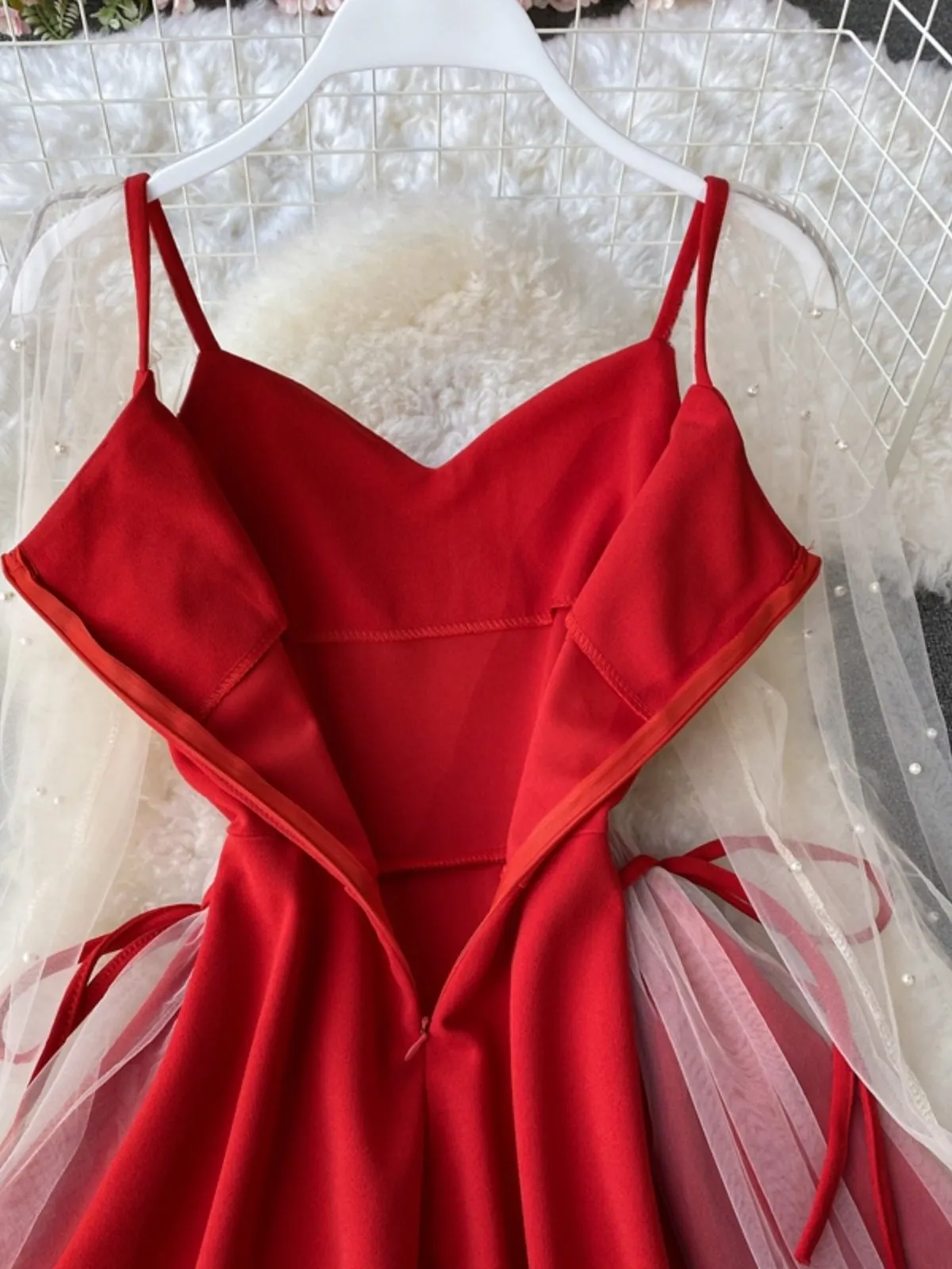 Robe rouge à bretelles Spaghetti pour femmes, en Tulle, manches perlées, panneaux, Slim, ligne a, Date française, Mini robe de fête de mariage, nouvelle collection 2025