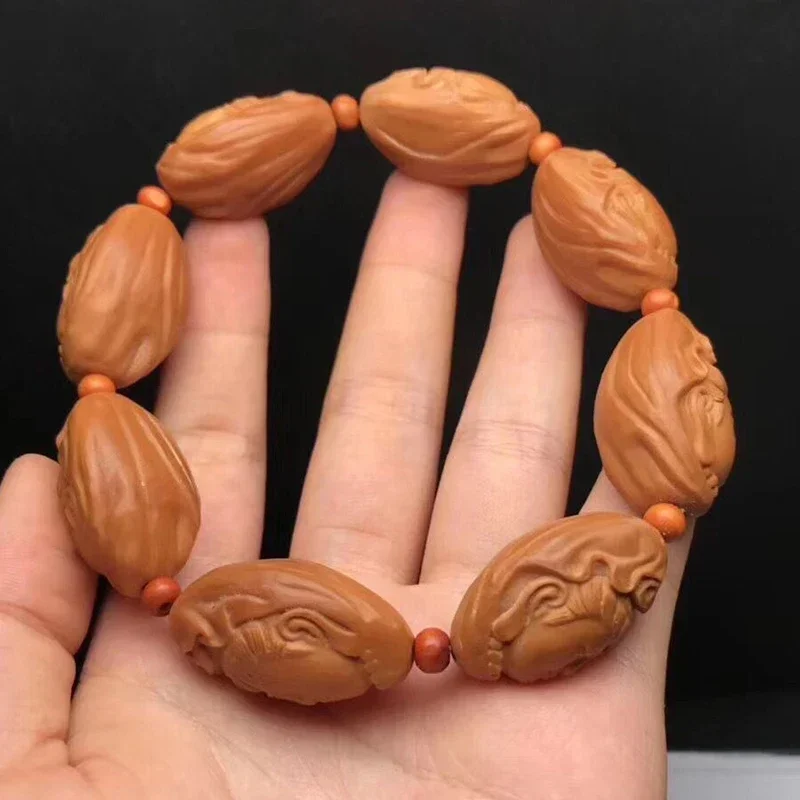 Fine Natural Olive Shell Bracelets Carving Guanyin Buddha Beads Hand String Oil Old Nuclear Wood Bracelets Blessing Jewelry