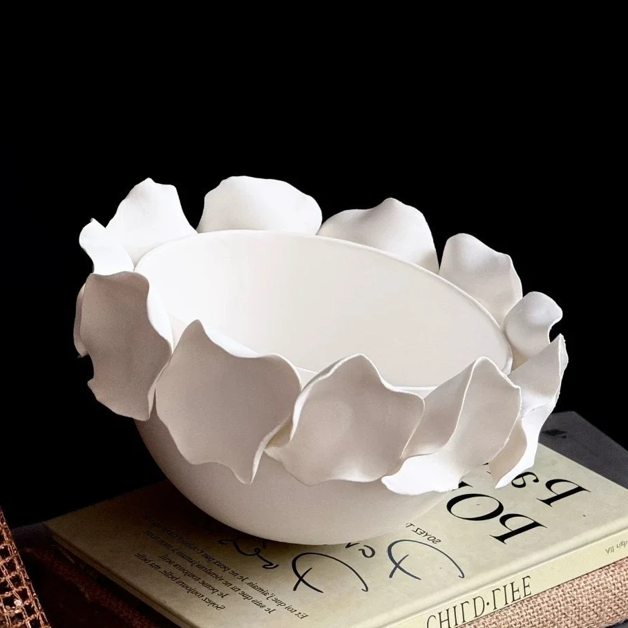 Ceramic Vase Three-dimensional Petal Handcrafted Ceramic Jar Flowerpot Irregular Handicrafts Flower Vases Home Decoration