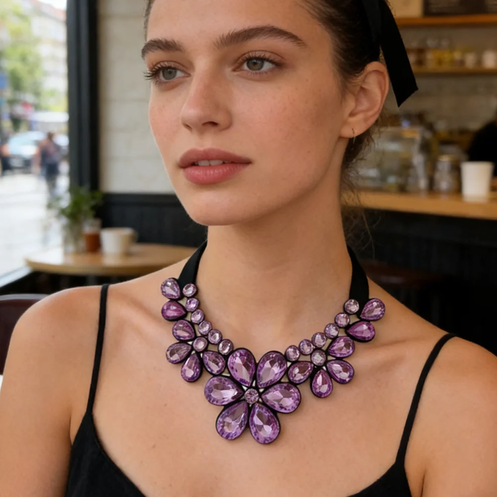 

Элегантные украшения из прозрачной смолы с разноцветными цветами, простые и красивые, колье для вечеринок и повседневной носки.