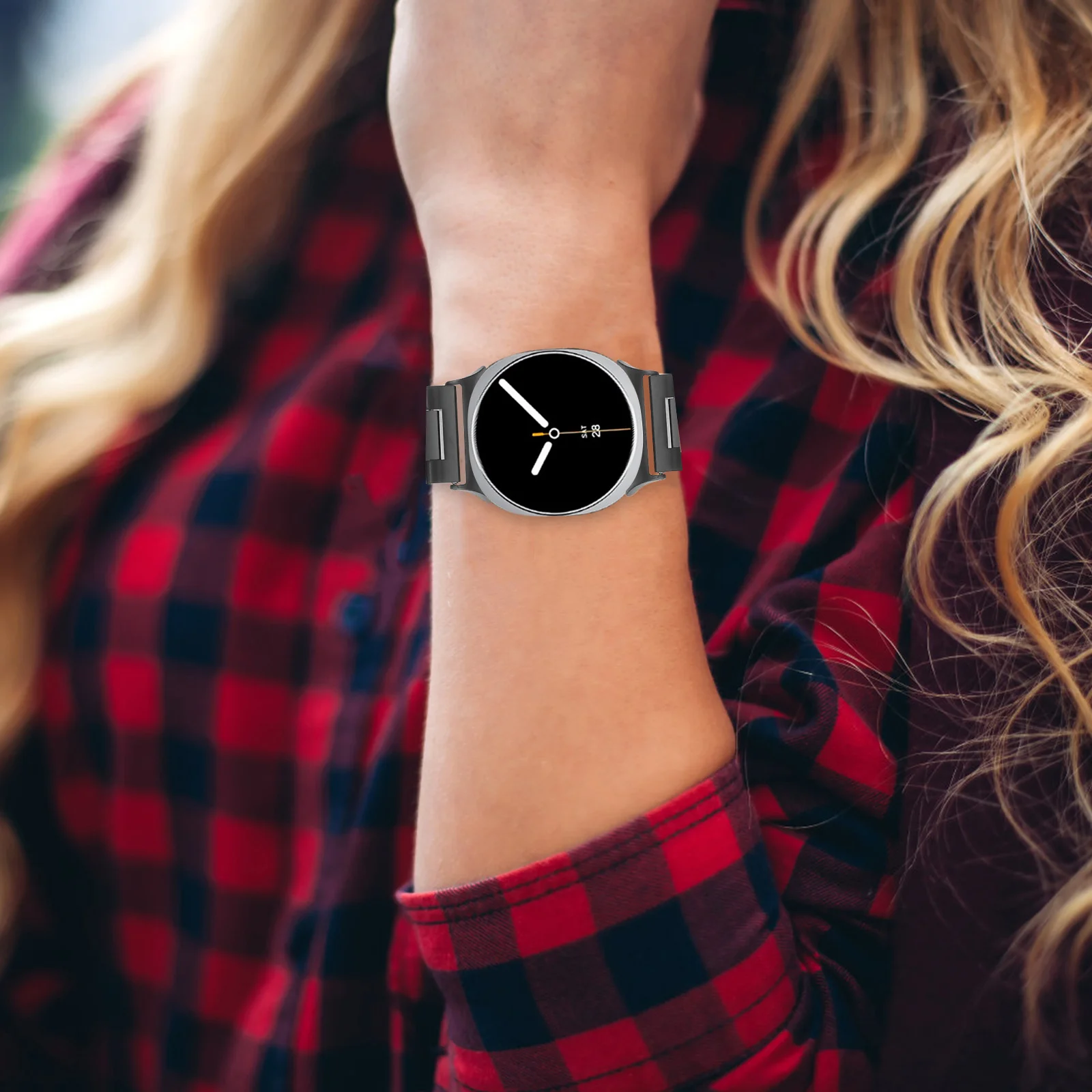 

Replacement Watch Band Metal Strap for Watch 8 Black Modern Design Scratch Resistant Steel Mesh Band Suitable for Men's