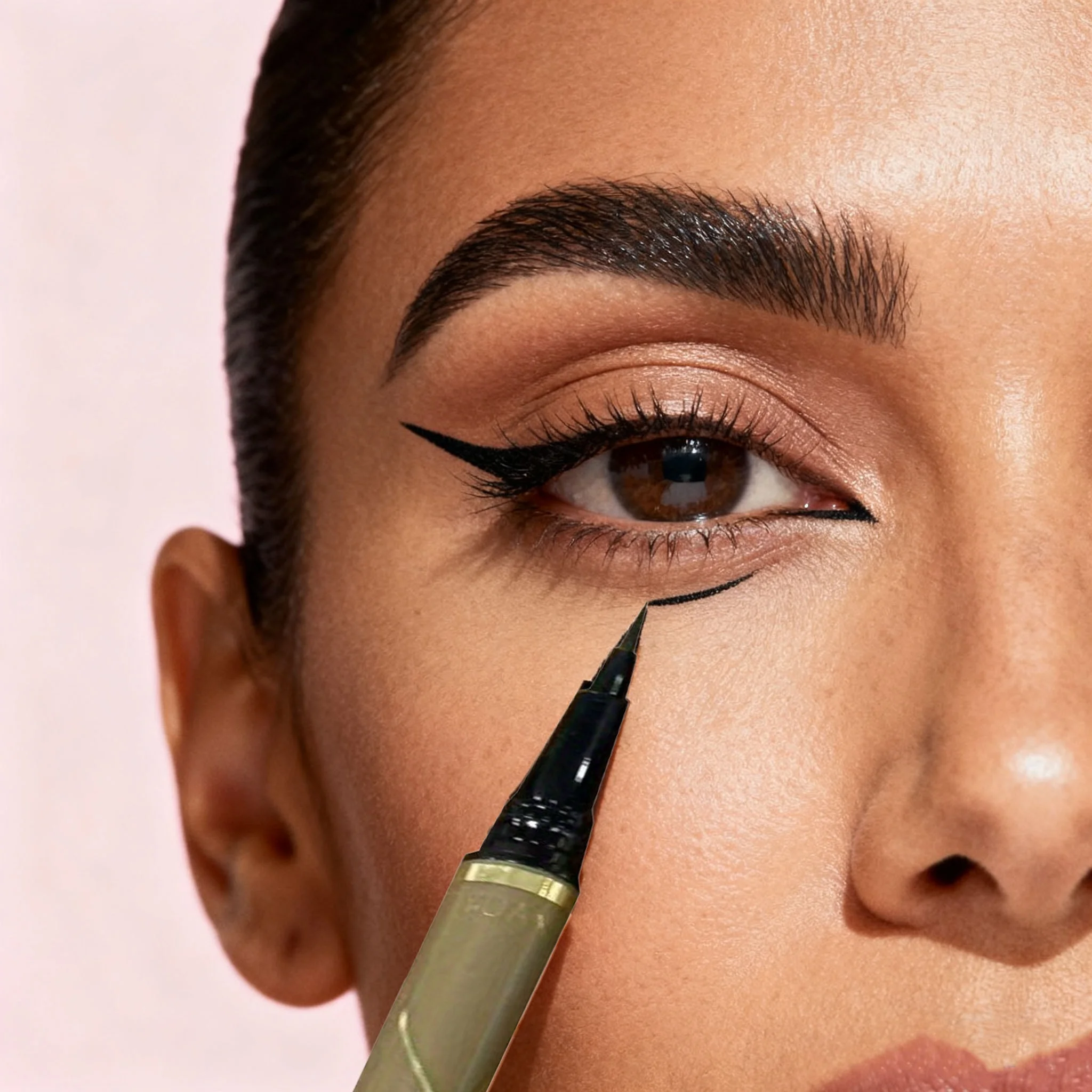 قلم حواجب فائق النعومة مقاوم للماء احترافي مقاوم للعرق كحل سائل ثنائي الغرض فن مكياج متين #2