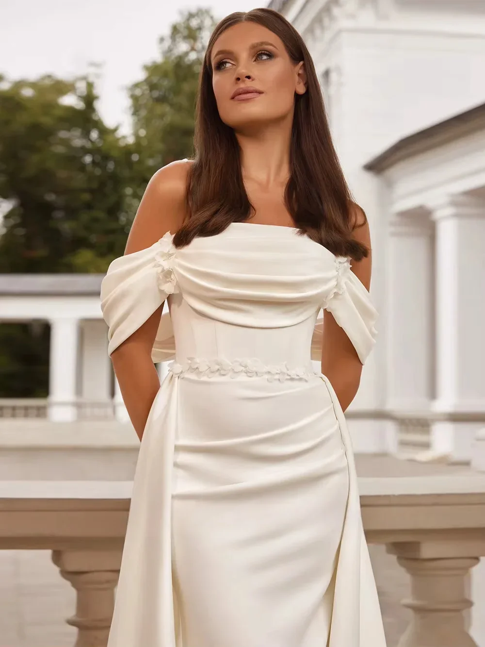 2025 Wedding Dresses with Detachable Train Customized Off The Shoulder Strapless Pleat Flower Belt Satin Robe De Mariee