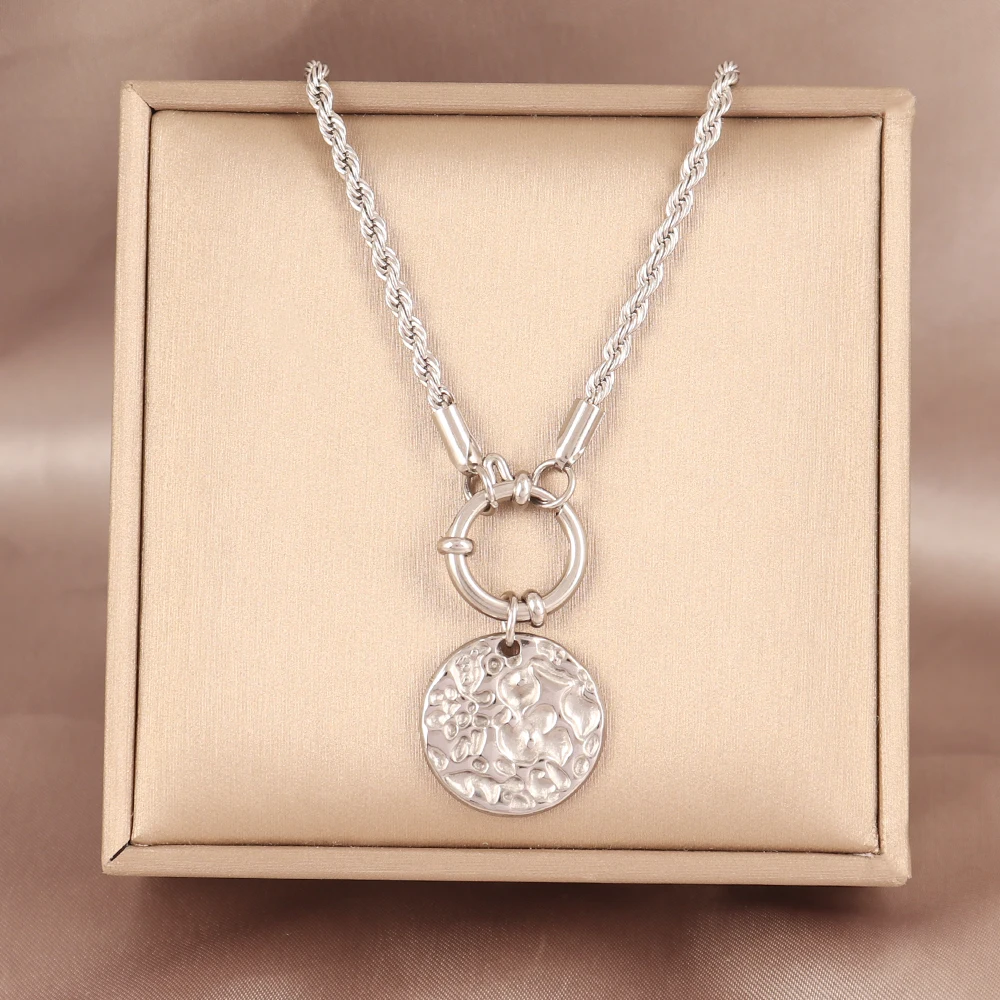 316L Stainless Steel Irregular - Birth Flower Necklace 评论和价格