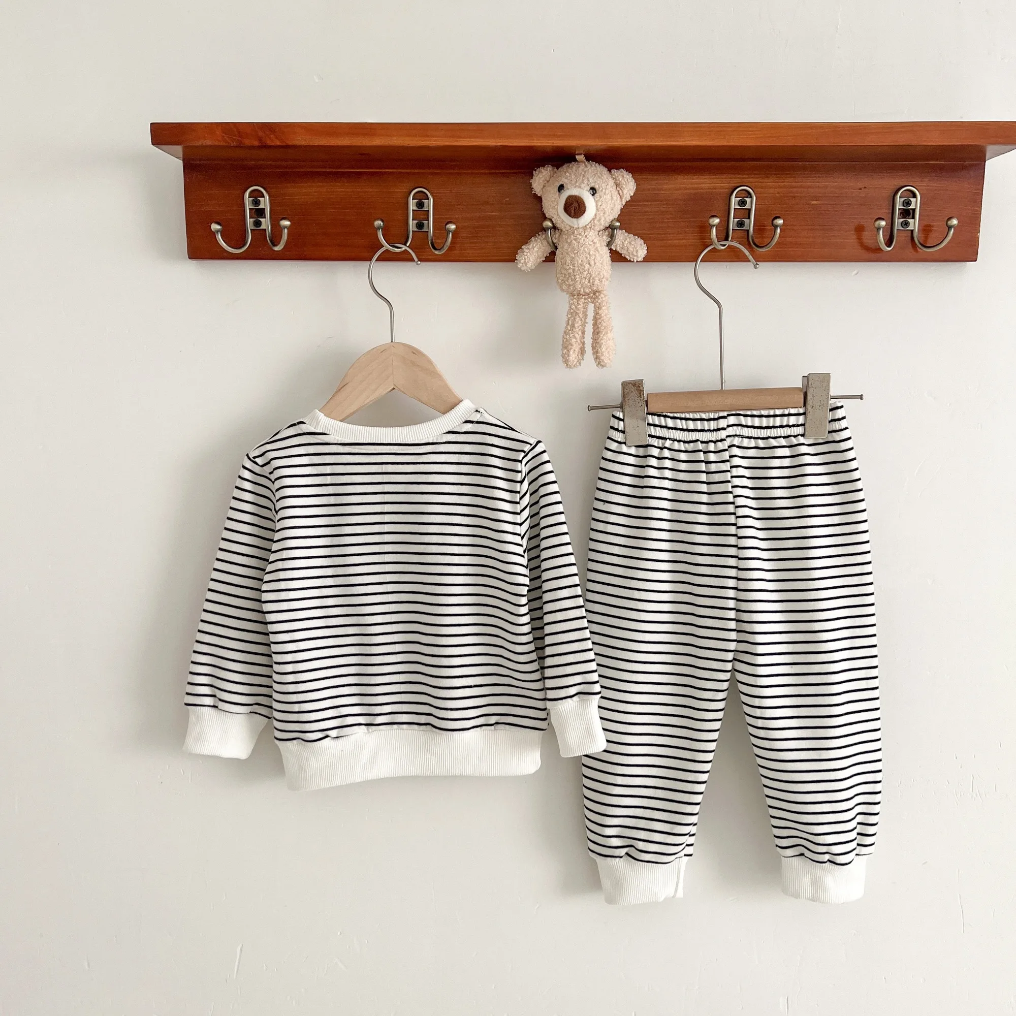 Angoubebe 555S88 Infant Baby Unisex Stripped Sets Embroidery Bear