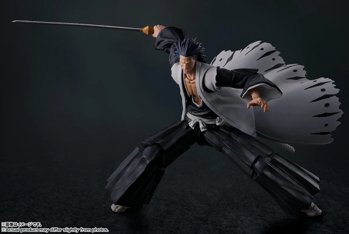 Bandai Original SHFiguarts BLEACH SOLID AND SOULS Zaraki Kenpachi Action Figure Active Joints Model Hobbies Collectible Gift