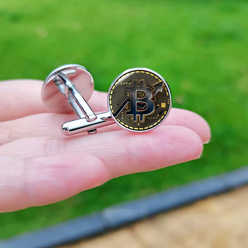 Wholesale Rise Bitcoin Cufflinks for Mens Women Boyfriend Lucky Coin Photo Shirt Charm Cuff Buttons Friends Gift