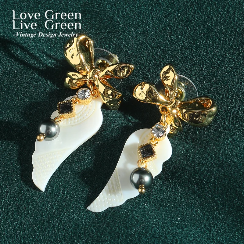 

Vintage Bowknot Drop Dangle Earrings Woman Horn Shell Freshwater Pearl Luxury Charm Antique Gold Color Jewelry Accessories 2025
